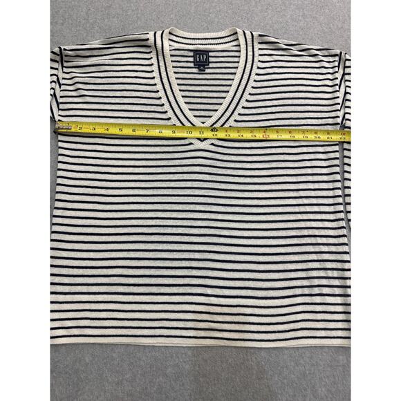GAP Factory Stripe Linen-Blend V-Neck Sweater – White/Navy Stripe (Size M) - Picture 7 of 8